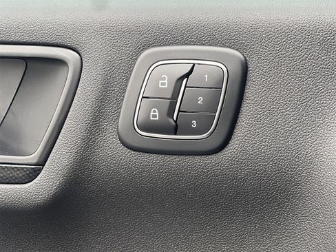 New 2025 Ford Escape ST-Line Elite w/ Premium Technology Package image 17