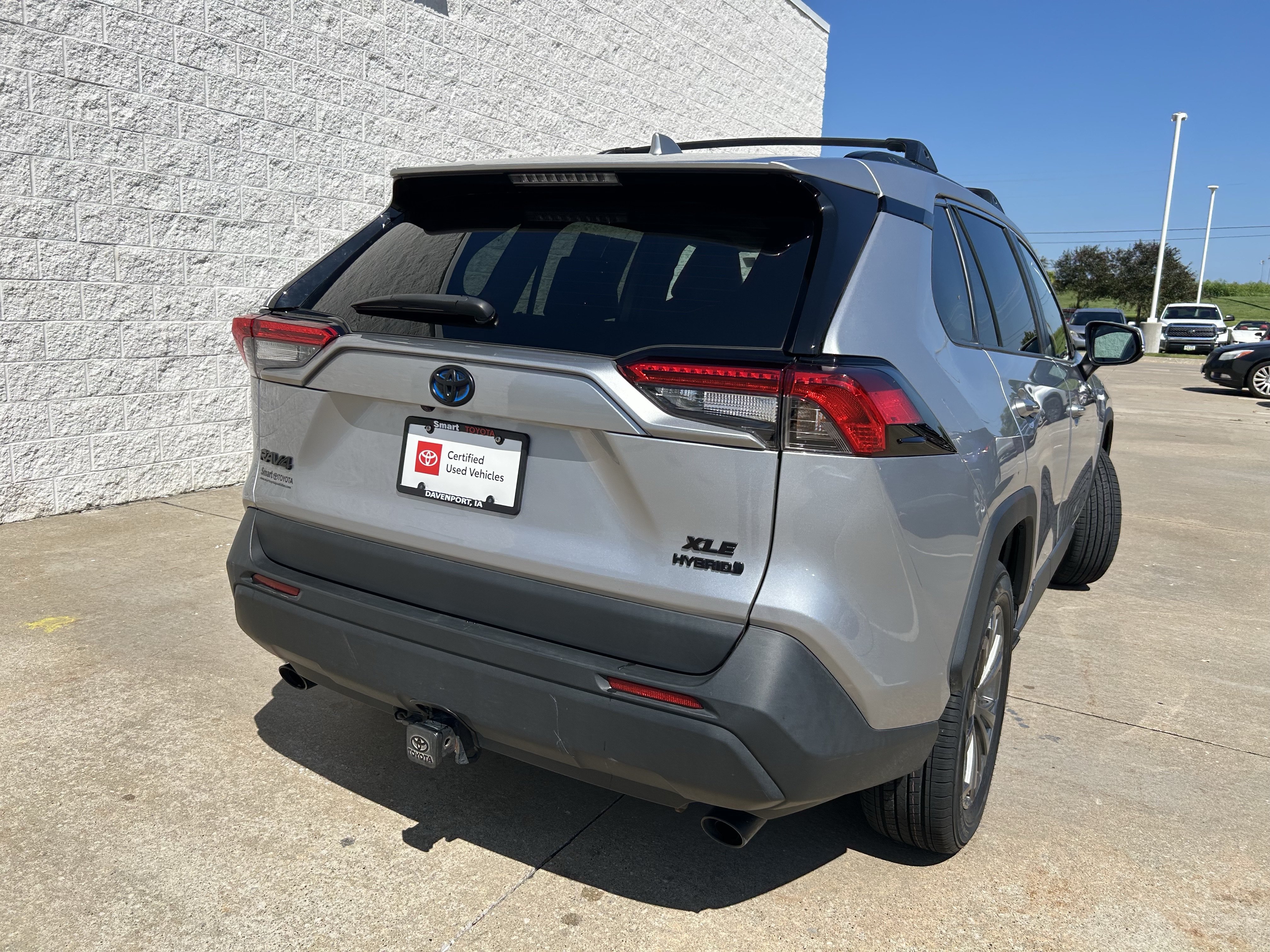 Certified 2022 Toyota RAV4 XLE Premium AWD/4WD image 7