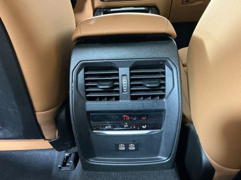 Certified 2025 BMW 330i xDrive 330i xDrive w/ M Sport Package image 27