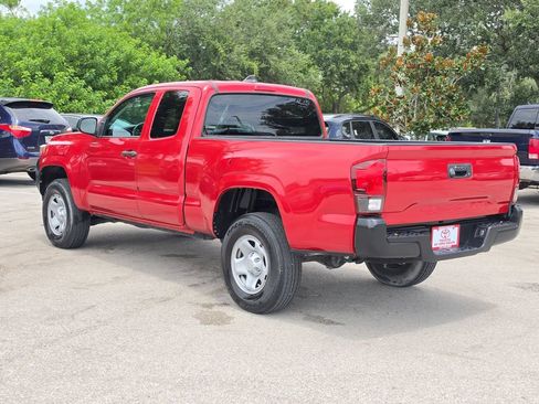 Used 2023 Toyota Tacoma SR RWD image 4