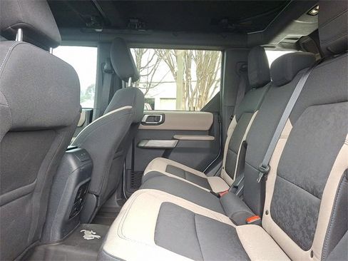 Used 2021 Ford Bronco Wildtrak image 10