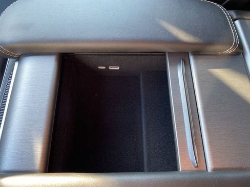 New 2026 Jeep Grand Wagoneer Limited w/ 8-Passenger Seating Package AWD/4WD image 19