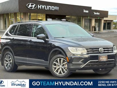 Used 2020 Volkswagen Tiguan SE w/ Panoramic Sunroof Package