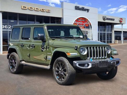 Certified 2022 Jeep Wrangler Unlimited Sahara w/ Safety Group AWD/4WD image 6