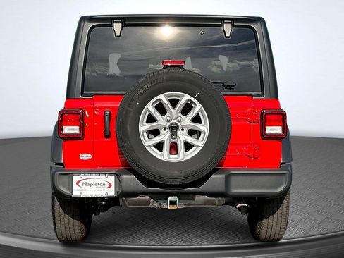 Used 2023 Jeep Wrangler Sport S image 4