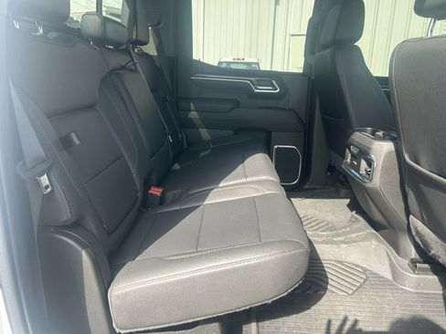 Used 2022 Chevrolet Silverado 1500 LTZ AWD/4WD image 10