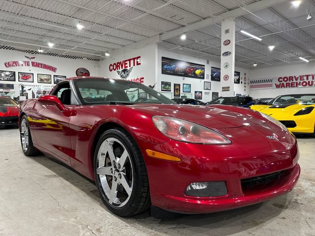 Used 2008 Chevrolet Corvette Coupe w/ Preferred Equipment Group RWD image 4