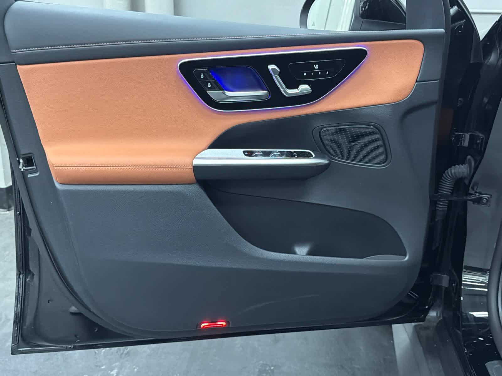 Certified 2025 Mercedes-Benz GLC 350e 4MATIC image 22