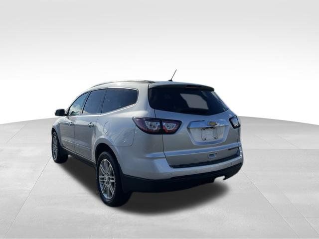 Used 2015 Chevrolet Traverse LT w/ Style and Technology Package FWD image 3