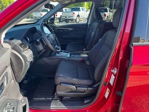 Used 2023 Honda Ridgeline Sport image 19
