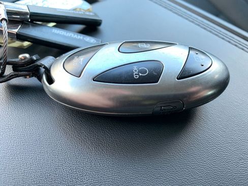 Used 2025 Hyundai Santa Fe SEL image 23