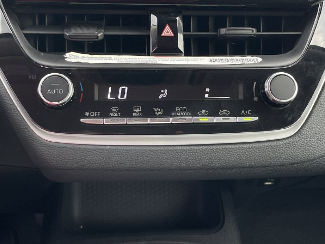 Used 2024 Toyota Corolla LE FWD image 19
