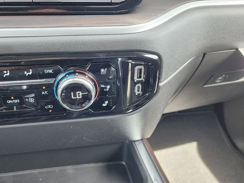 New 2026 GMC Sierra 1500 SLT w/ SLT Premium Plus Package AWD/4WD image 29
