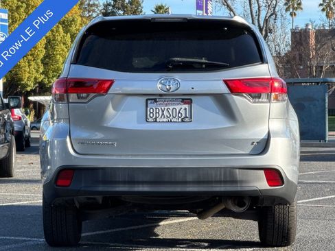 Used 2018 Toyota Highlander Plus image 5