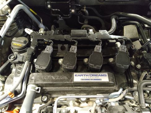 Used 2019 Honda Accord LX image 30