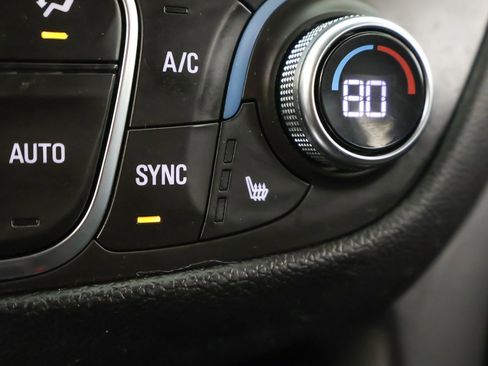 Used 2019 Chevrolet Equinox LT image 46