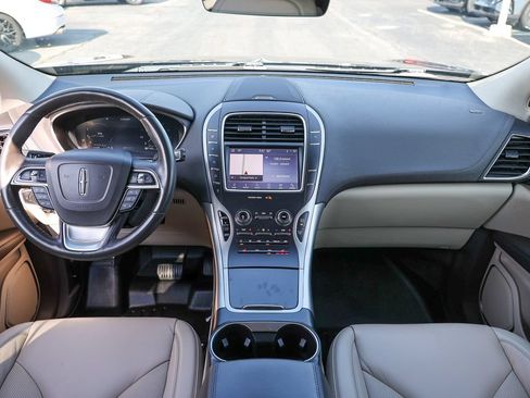 Used 2020 Lincoln Nautilus Premier w/ Equipment Group 101A AWD/4WD image 7