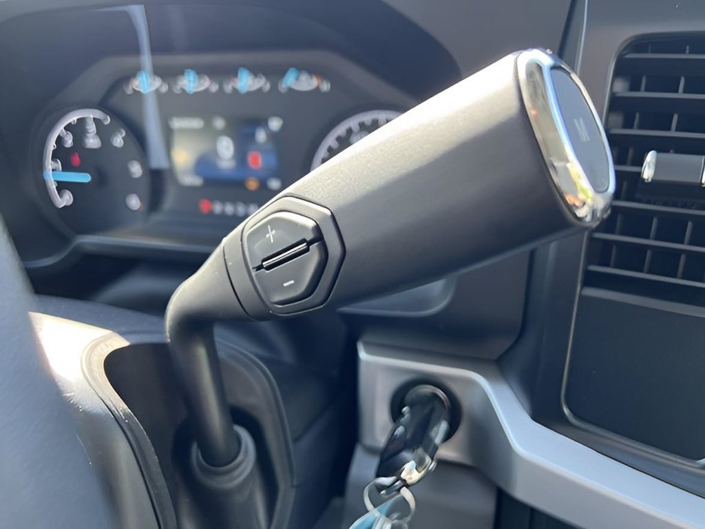 Used 2025 Ford F450 XL RWD image 23
