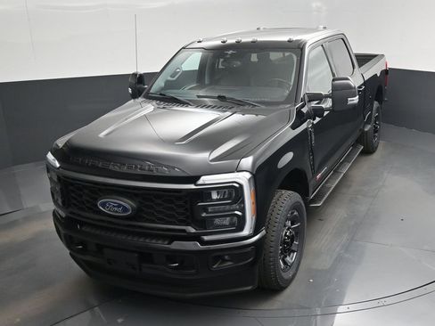 Used 2023 Ford F250 Lariat w/ Sport Appearance Package image 44