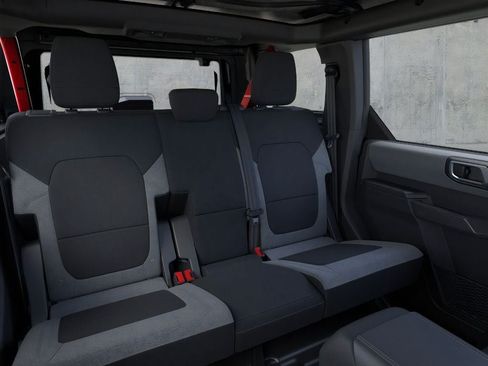 New 2025 Ford Bronco 4-Door AWD/4WD image 43