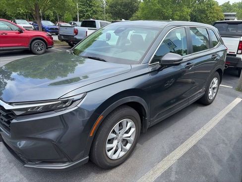 Used 2023 Honda CR-V LX image 1