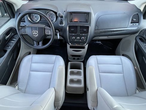 Used 2016 Dodge Grand Caravan SE w/ Quick Order Package 29E SE image 19