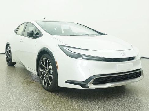 New 2026 Toyota Prius Plug-In Hybrid FWD image 49