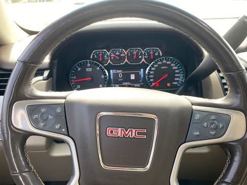 Certified 2019 GMC Yukon SLT w/ Premium Edition image 8