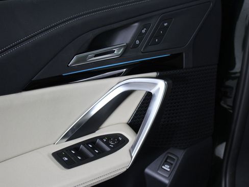 New 2025 BMW X1 xDrive28i w/ Technology Package image 18