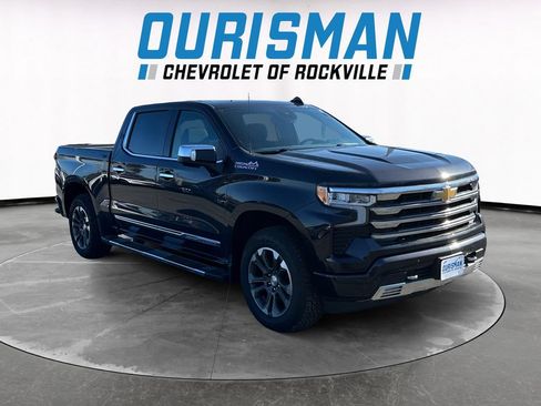 Used 2024 Chevrolet Silverado 1500 High Country AWD/4WD image 1