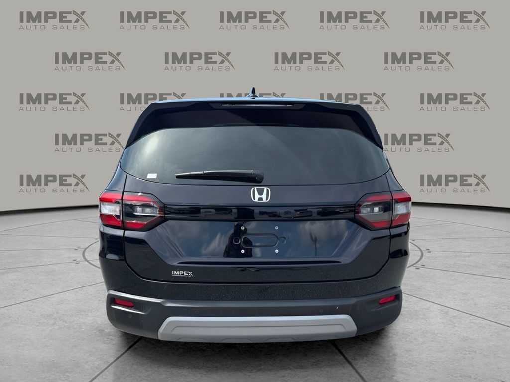 Used 2025 Honda Pilot EX-L image 4