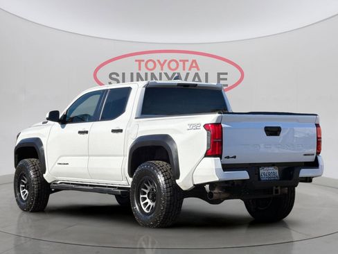 Used 2024 Toyota Tacoma TRD Off-Road image 7