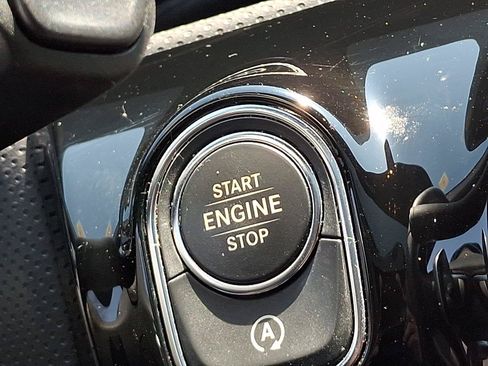 Used 2021 Mercedes-Benz A 220 image 23