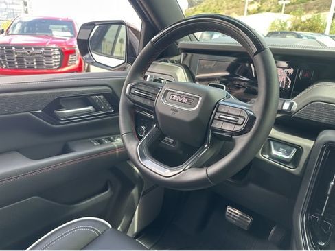 New 2026 GMC Yukon AT4 Ultimate w/ LPO, Floor Liner Package AWD/4WD image 23
