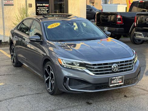 Used 2020 Volkswagen Passat 2.0T R-Line FWD image 15
