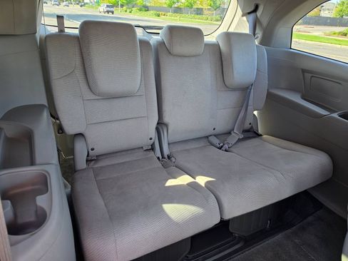 Used 2011 Honda Odyssey LX image 14