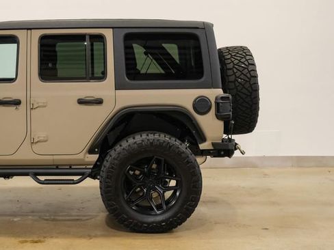 Used 2024 Jeep Wrangler Unlimited Sport image 53