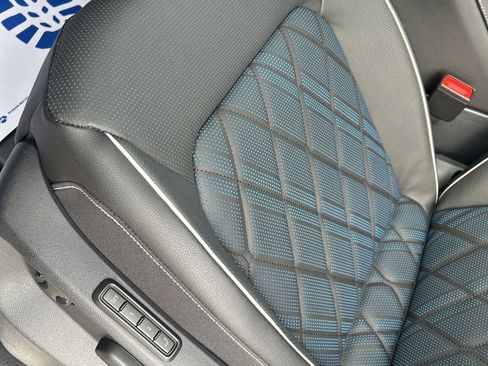 New 2026 Volkswagen Atlas Cross Sport SEL Premium R-Line image 23