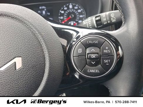 Certified 2022 Kia Soul GT-Line image 27
