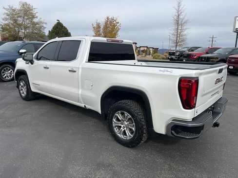 Used 2022 GMC Sierra 1500 SLT w/ SLT Convenience Package image 5