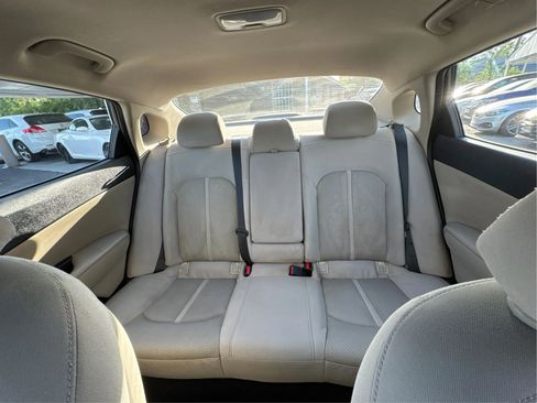 Used 2016 Kia Optima LX FWD image 21