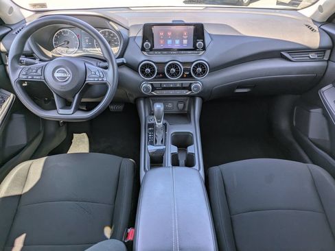 Certified 2025 Nissan Sentra S FWD image 15