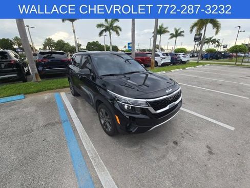 Used 2023 Kia Seltos S FWD image 1