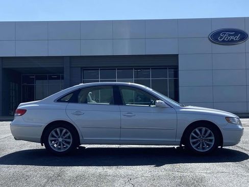 Used 2008 Hyundai Azera Limited FWD image 2