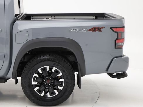 Used 2023 Nissan Frontier PRO-4X w/ Pro Convenience Package image 8