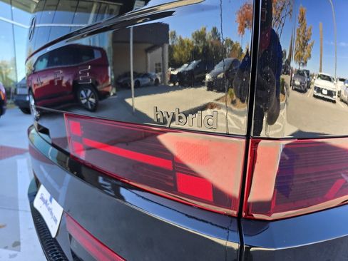 Used 2025 Hyundai Santa Fe Calligraphy image 34