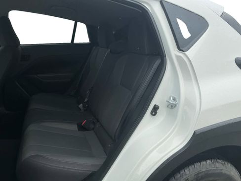 Used 2024 Subaru Crosstrek 2.0i AWD/4WD image 13