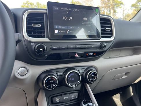 New 2026 Hyundai Venue SEL FWD image 20
