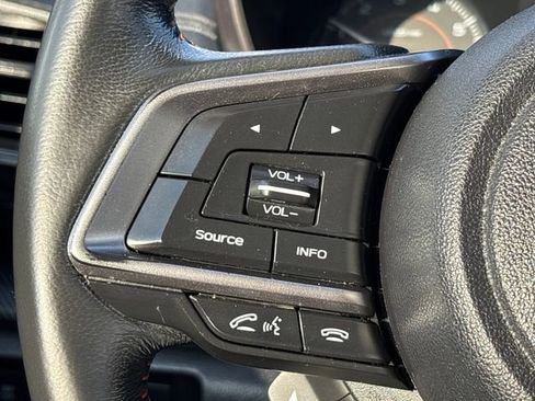 Used 2019 Subaru Crosstrek 2.0i Premium AWD/4WD image 18