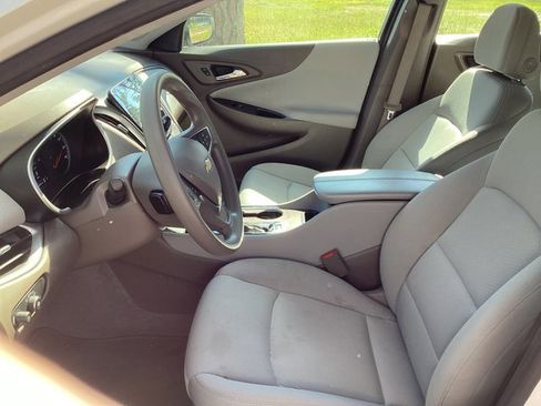 Used 2024 Chevrolet Malibu LT image 14